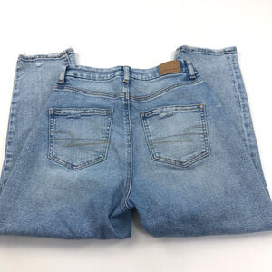American Eagle Curvy Mom Jean 4 X-SHORT (Fits 26W 24L) High Rise Distressed Jean